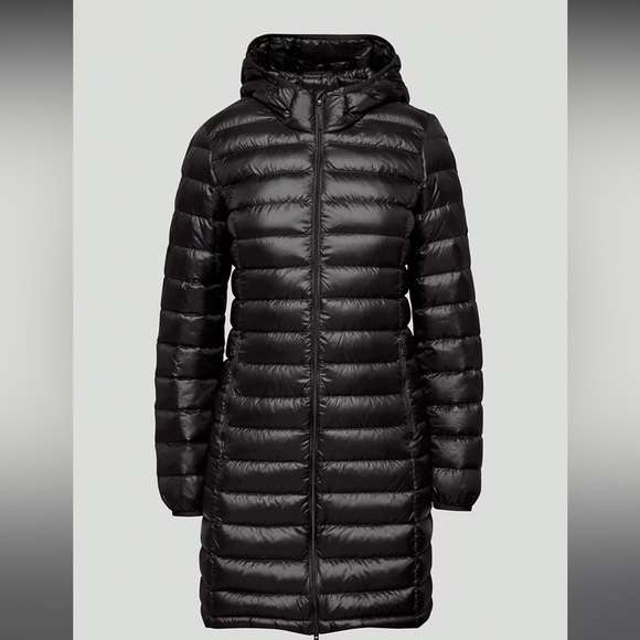 TNA Jackets & Blazers - Aritzia 🖤 TNA Little Puffer long - XL🖤